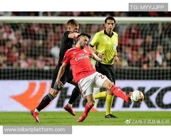 欧联杯惊喜时刻AC米兰逆转本菲卡神扑引发全场狂欢