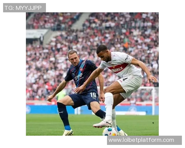 足总杯激战多特蒙德与AC米兰交锋乌龙球成比赛焦点引发全场热议